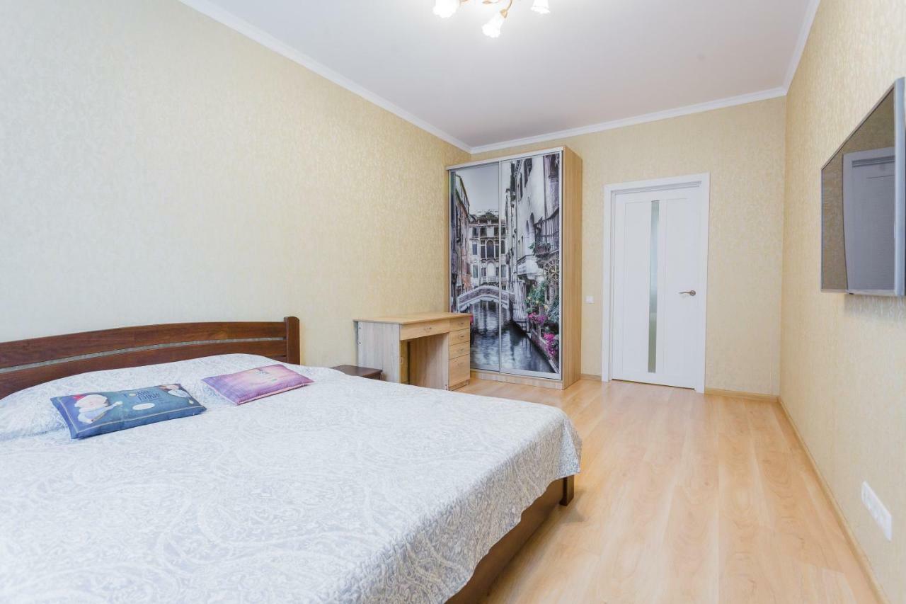 Business Class Apartment At Lomonosova Kyiv Exterior foto
