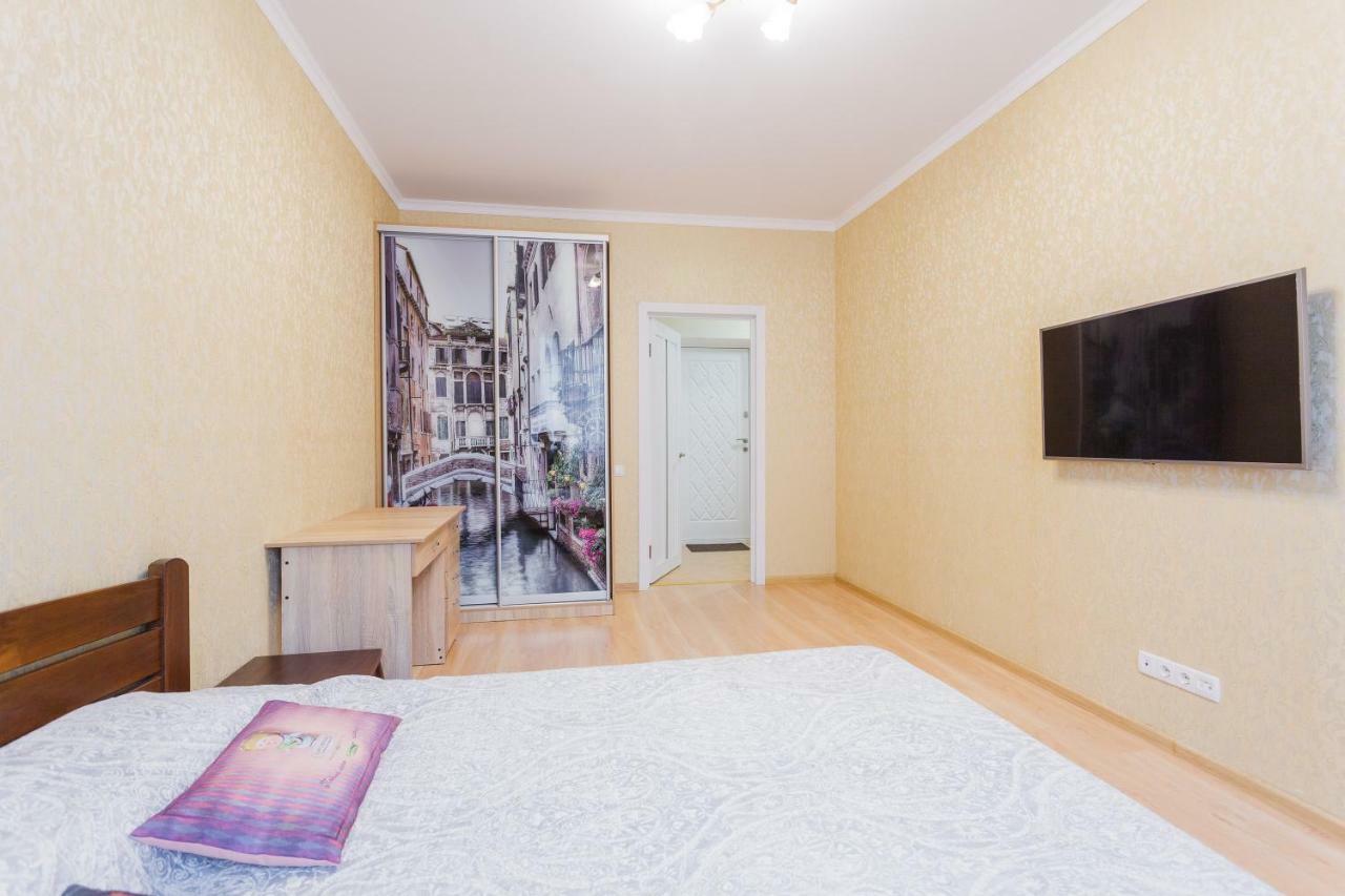 Business Class Apartment At Lomonosova Kyiv Exterior foto